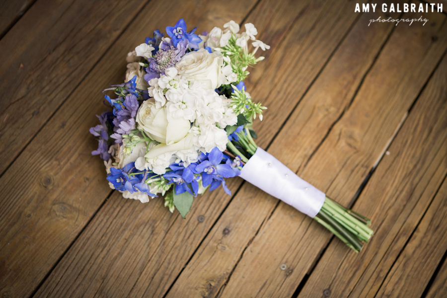 blue and white bridal bouquet for mountain wedding