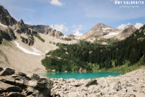 lewis lake in the north cascades
