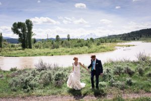 bride and groom at heart six ranch in jackson hole
