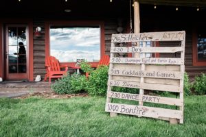 palette sign for mountain wedding