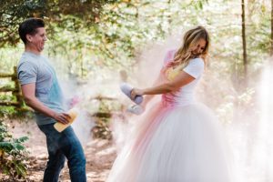 holi powder engagement photos at manchester state park