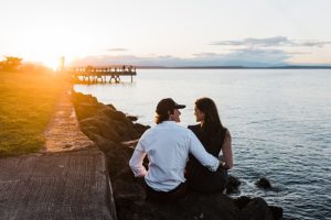 alki beach engagement photos in west seattle