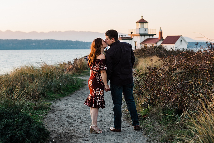 Seattle Adventure Engagement Session at Discovery Park, Ballard Locks, and Arboretum by Amy Galbraith Photography
