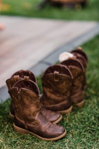 Sun Mountain Lodge Wedding in Winthrop photographed by outdoor wedding photographer Amy Galbraith