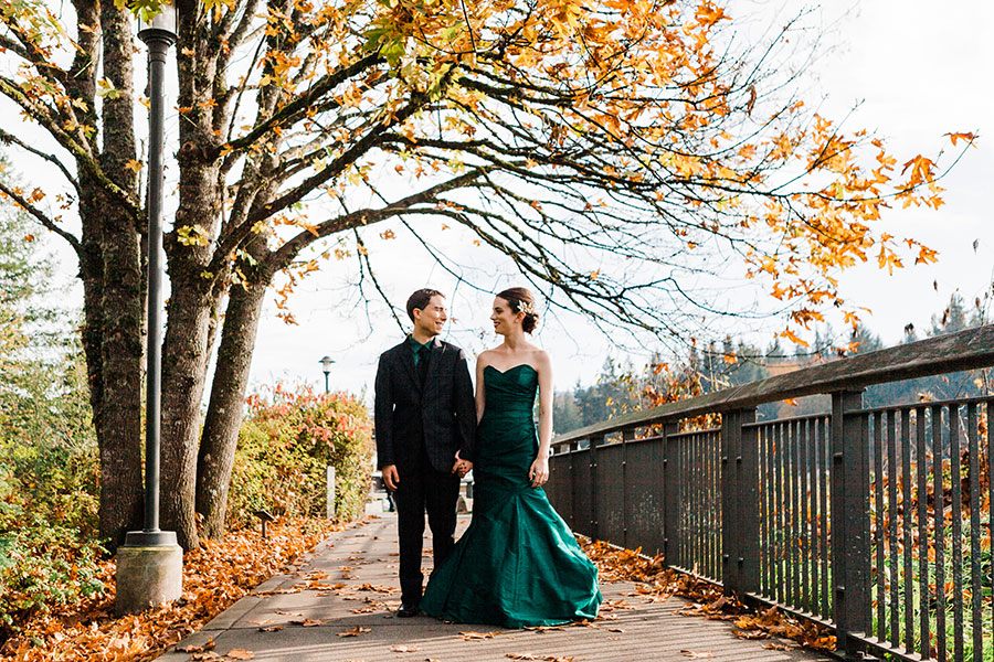 Salish Lodge Wedding in the Fall at Snoqualmie Falls, Washington by Seattle Wedding Photographer Amy Galbraith