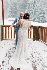 Leavenworth Winter Wedding at Pine River Ranch by Outdoor Wedding Photographer Amy Galbraith