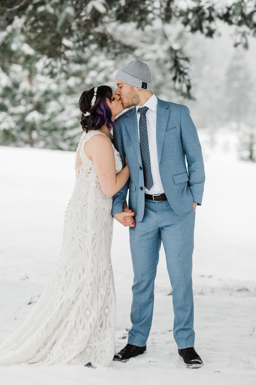 Best Places to Elope in Washington State | Winter Leavenworth Elopement | Amy Galbraith
