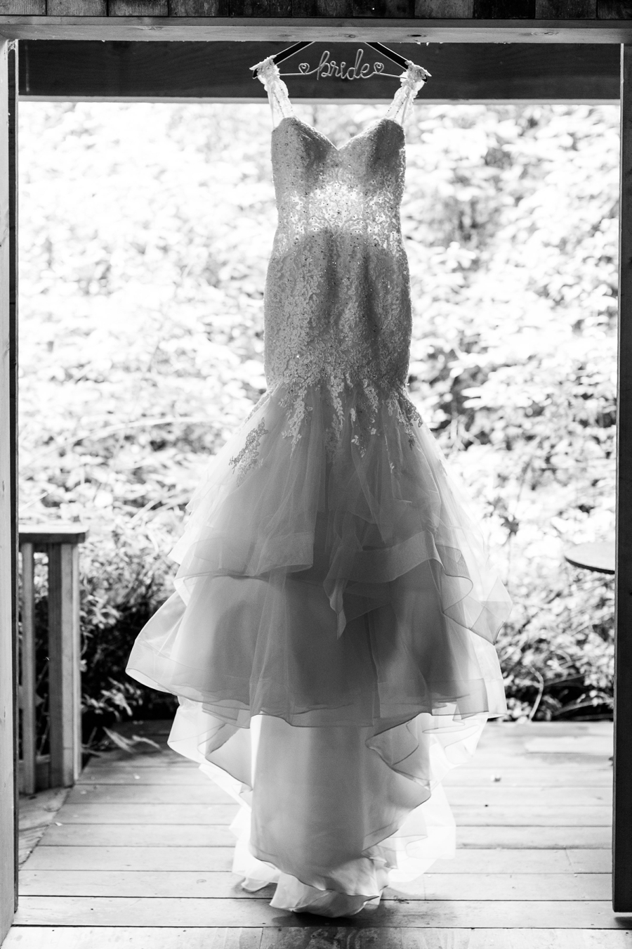 Mermaid wedding dress captured by Seattle wedding photographer Amy Galbraith