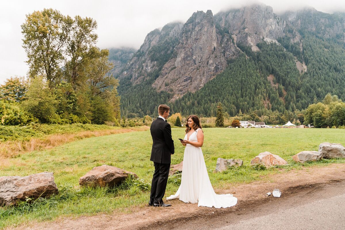 Best elopement locations for wedding ceremonies in Washington