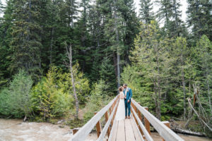 Bride and groom couple photos at hiking wedding in Oregon