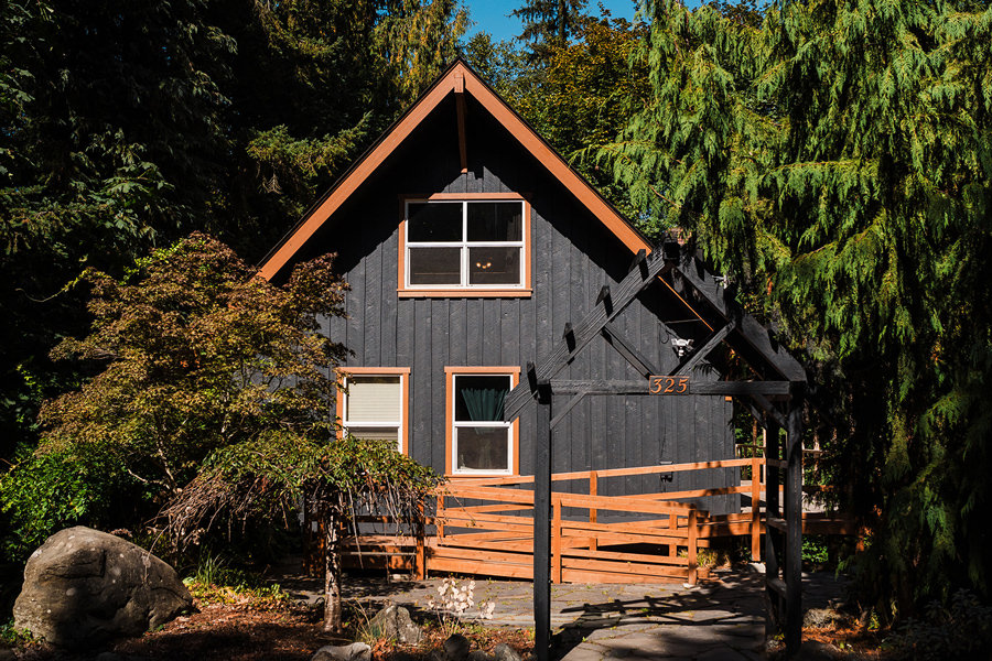 A cabin in the woods in Port Angeles, Washington